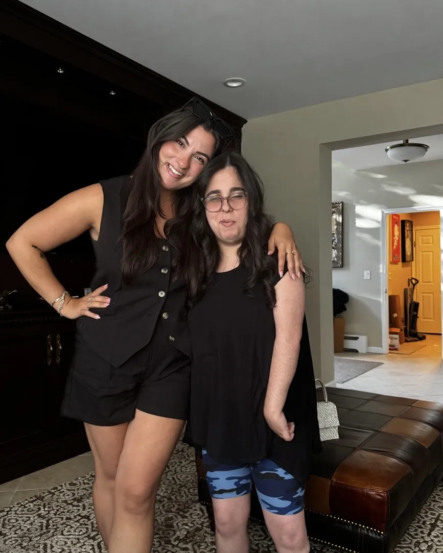 Lindsay and Nicole, the sisters behind Adaptiv adaptive clothing